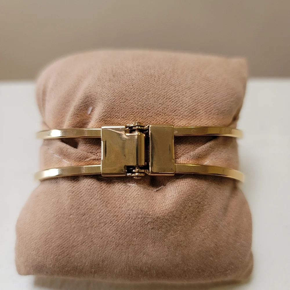 Bangle - Picture 2 of 6